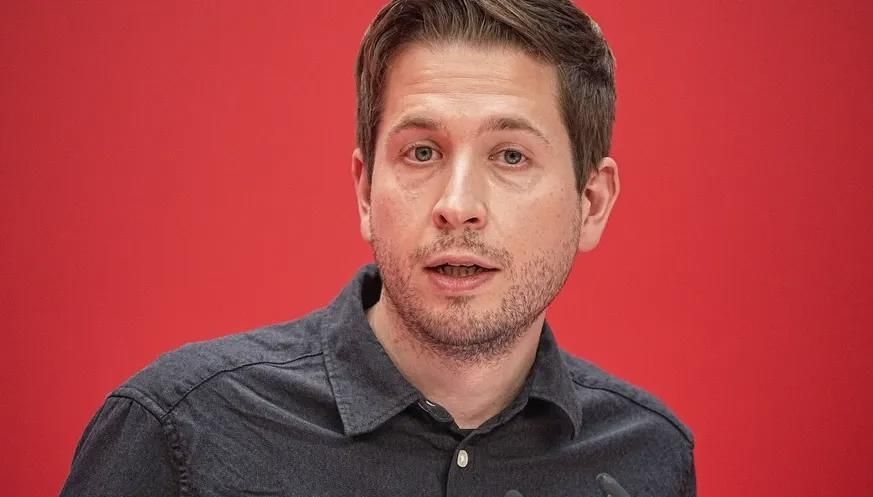 Beben in der SPD Generalsekretär Kevin Kühnert tritt zurück