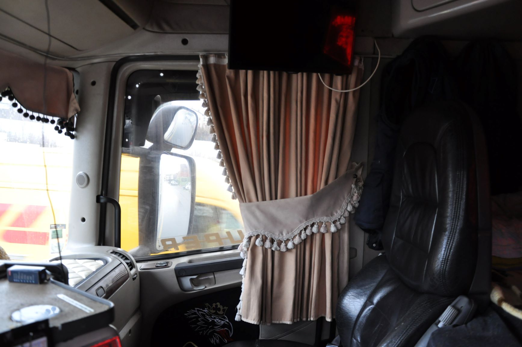 Sattelmotorfahrzueg03