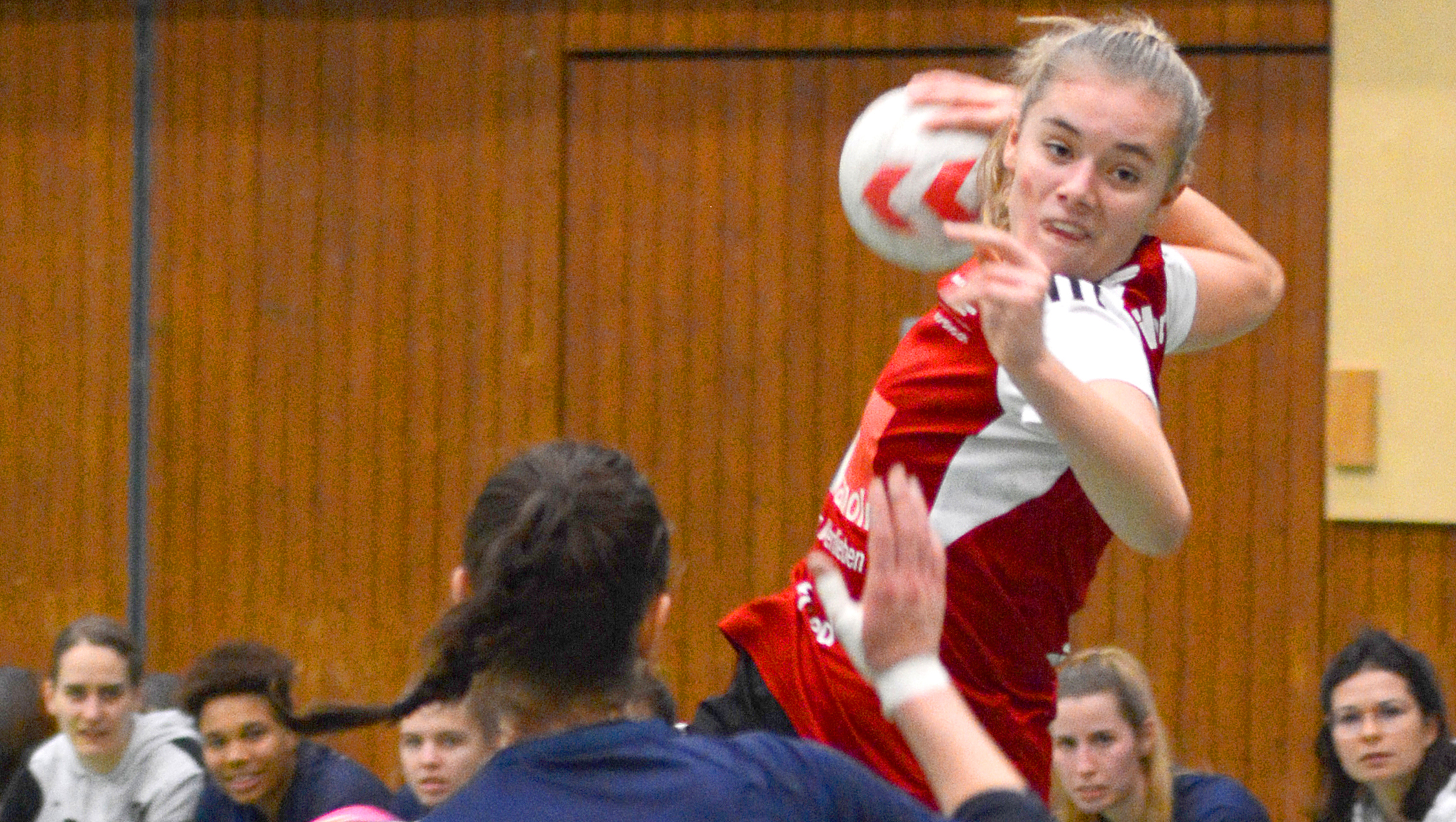 Handball
Zofingen - Köniz
Aline Mara Hunkeler
November 2019