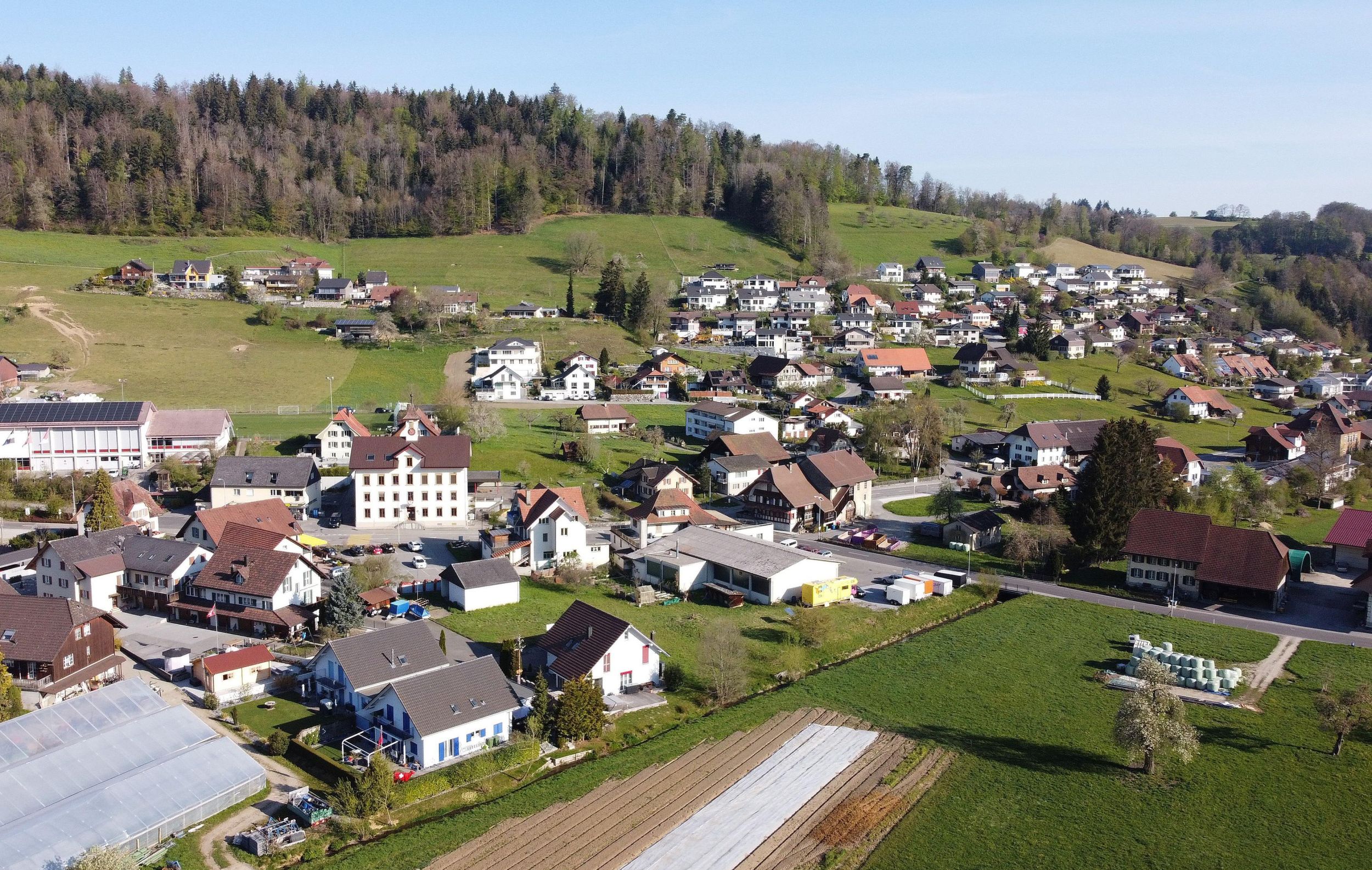s3hub-zofingertagblatt-productionuploads202506e69ad8c0-e889-47cf-6cf4-0b78af4ee300-1864527_cx_317_cy_0_cw_3539_ch_2246.jpeg